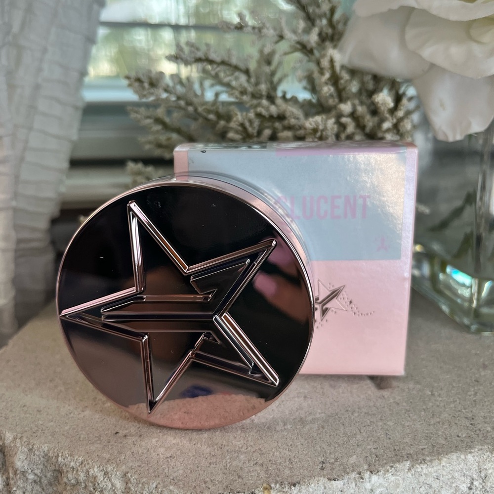 ***SOLD*** NIB - Jeffree Star - Luminous Setting Powder - Translucent - Picture 2 of 2